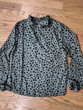 Green Polka Dot Ruffle Neck Blouse